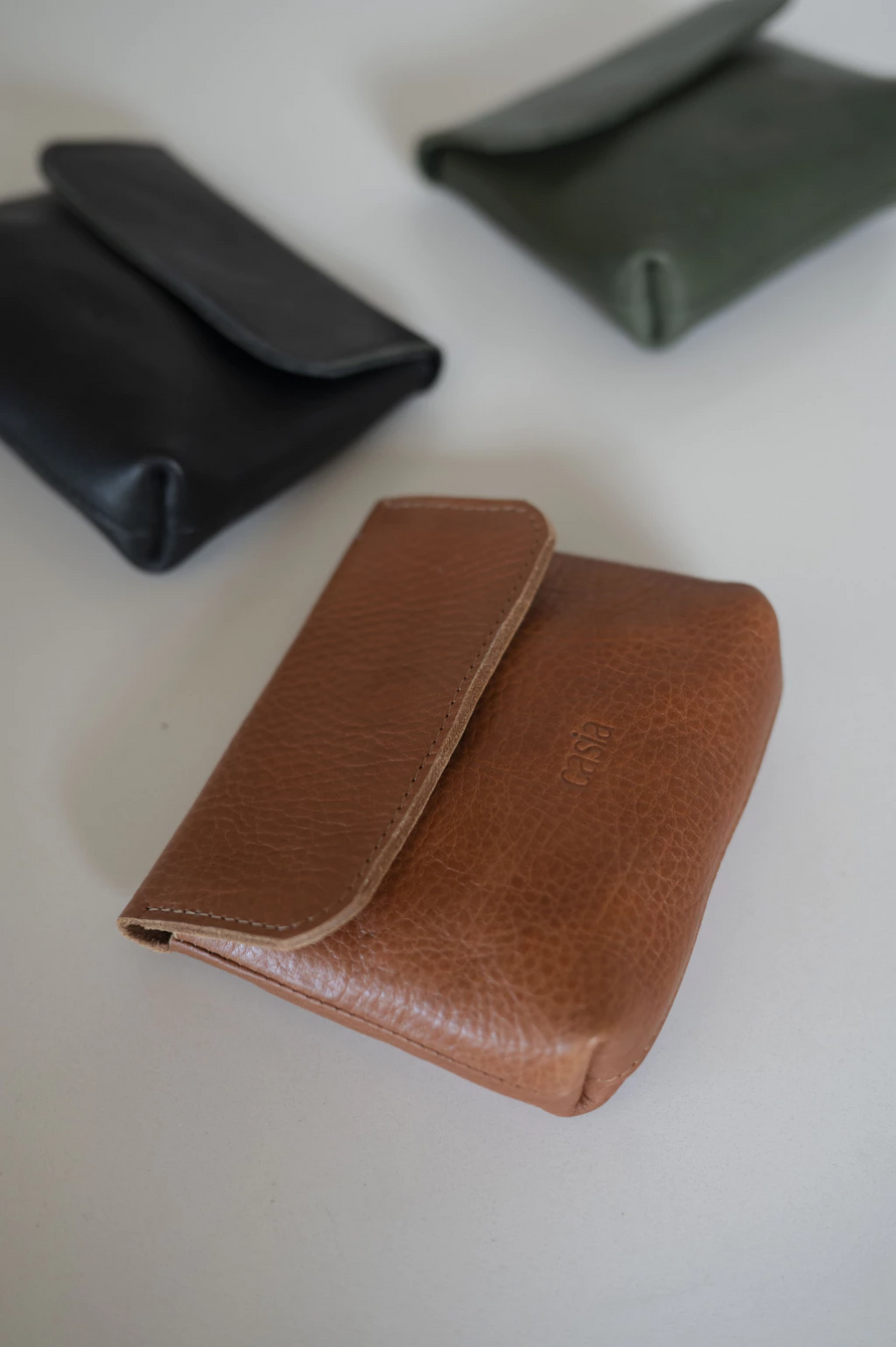 Leather small pouch caramel and more colors